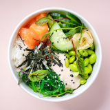 Ontdek de verschillende soorten rijst voor een perfecte poke bowl: een culinaire reis van smaak en textuur